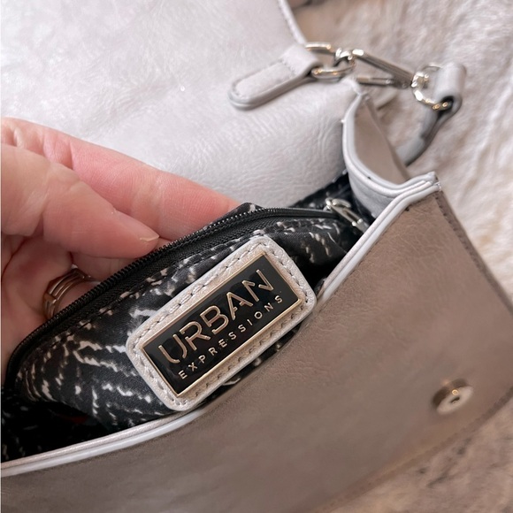 Hand painted Cherry Urban Expressions Grey Satchel Purse - Picture 5 of 5